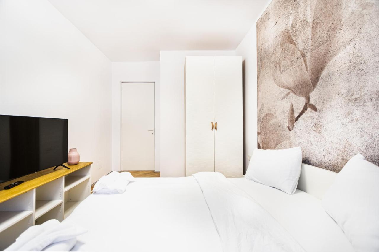 벌룬터리 Luxury Pipera 아파트 외부 사진