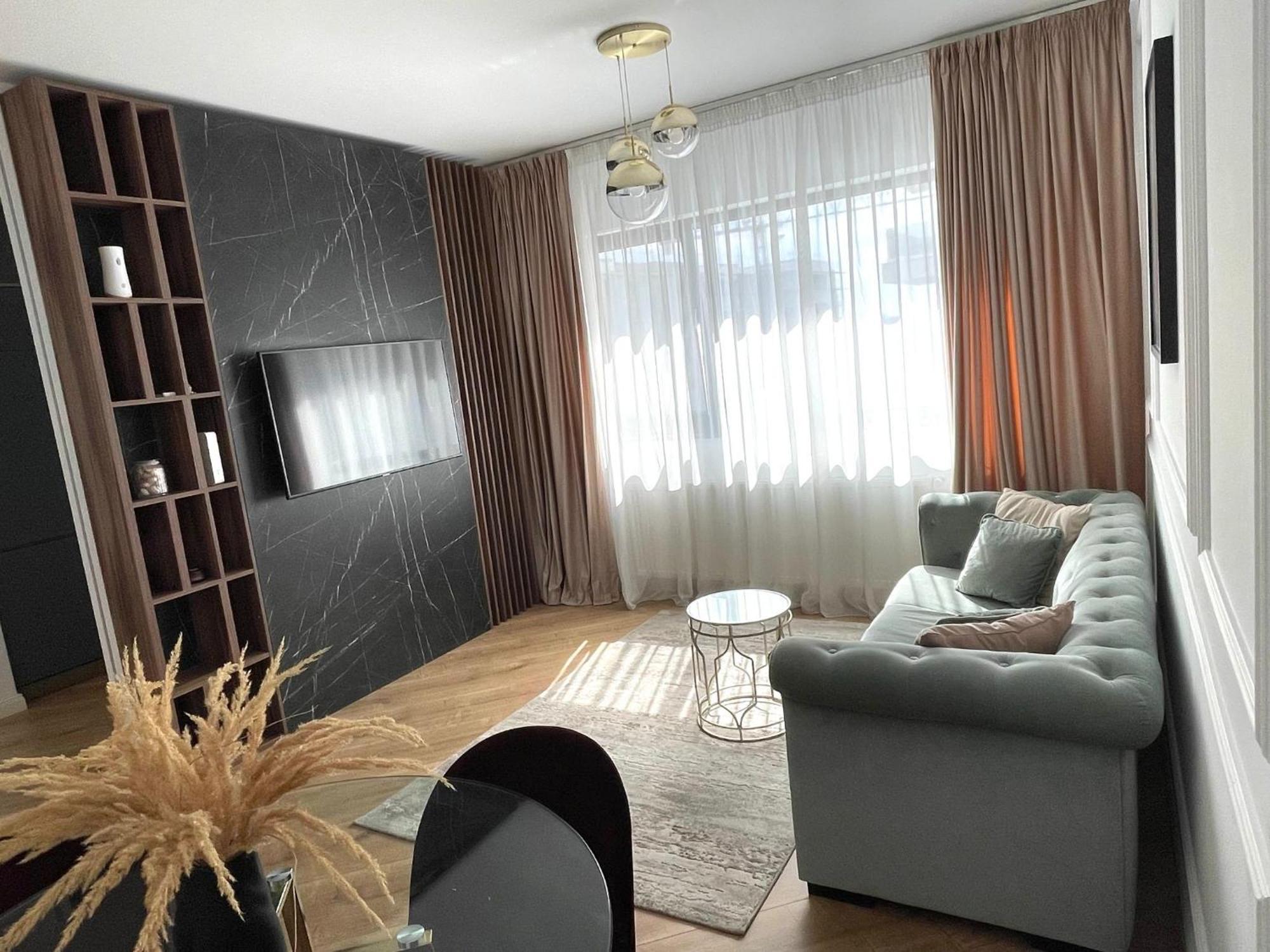 벌룬터리 Luxury Pipera 아파트 외부 사진